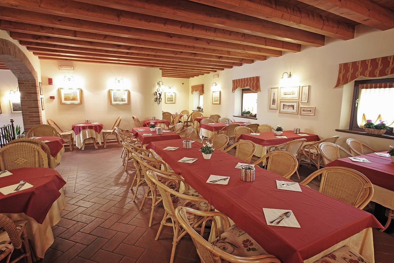 Hotel Faccioli Valeggio sul Mincio Bagian luar foto